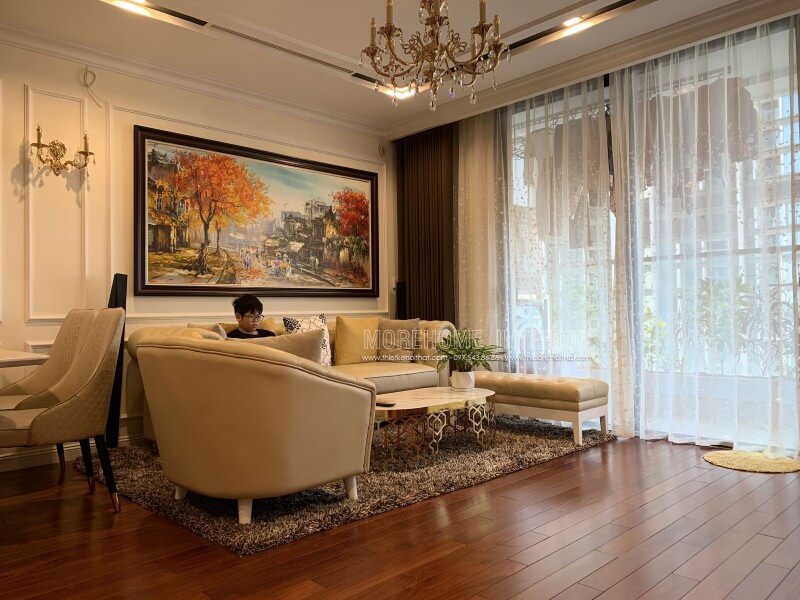 Công trình sản phẩm thi công nội thất phòng khách tân cổ điển đẹp tinh tế tại chung cư Vinhomes Nguyễn Chí Thanh, quận Đống Đa, Hà Nội Thi công phòng đẹp, hiện đại và sang trọng
